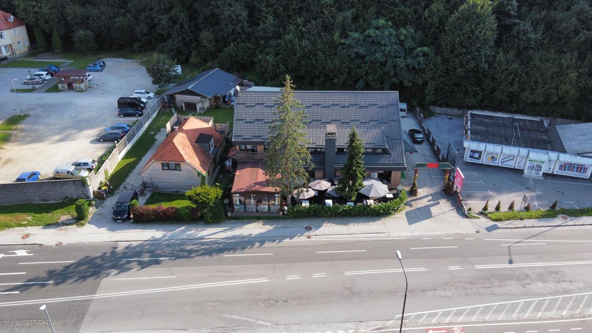 Reich Motel Velenje Exterior foto